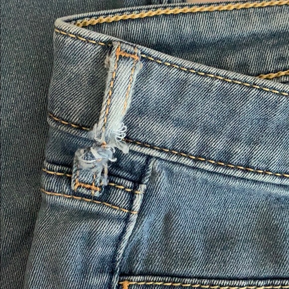 Hollister Jeans - Picture 7 of 8